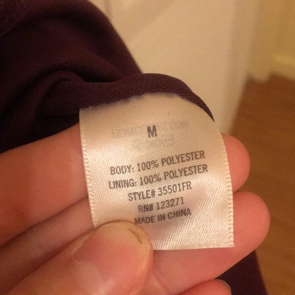 Maroon flower dress - Picture 4 of 5